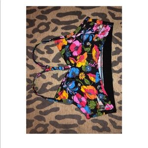 Cutest sports bra/swim